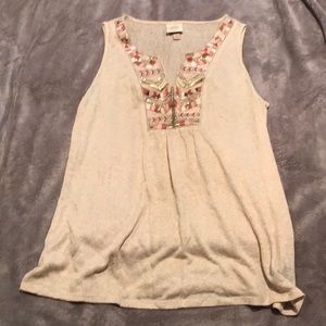Flowy knit tank. With pretty detail